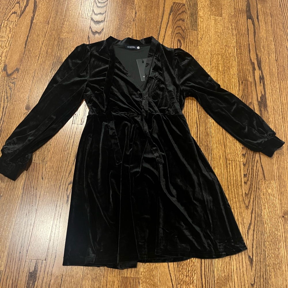 KoJooin Black Velvet Dress NWT